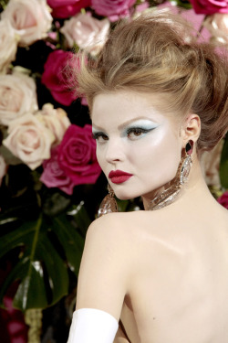 themakeupbrush:  Magdalena Frackowiak at Dior