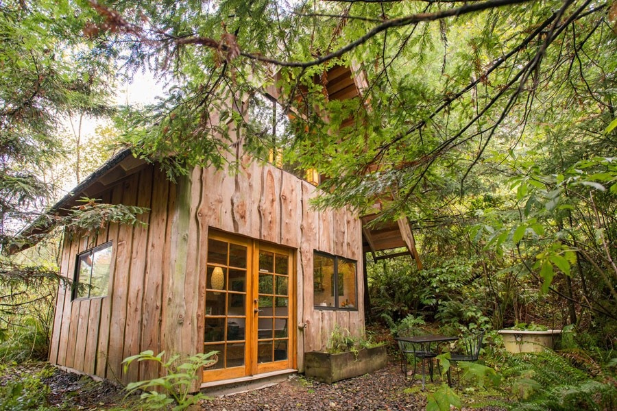 juhsteen:  smallandtinyhomeideas:  Having lived in rural Tohoku Japan for over a