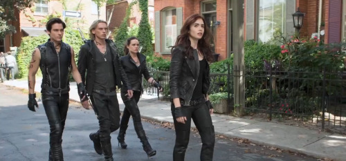 tmisource:Join us for #ShadowhunterSaturday to support ‘The Mortal Instruments: City of Bones’Shadow