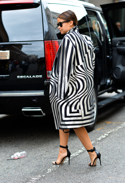 Miroslava Duma fashion week, black, womenswear, metallic, sunglasses, business style, business fashi