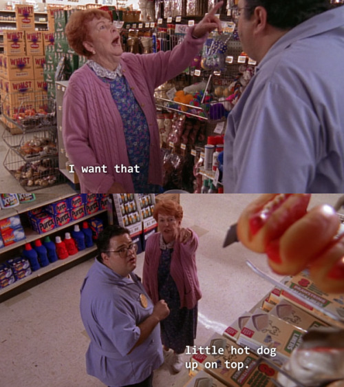 bonitapplebumb: sophrph: working in retail I have NEVER seen a more accurate representation of th