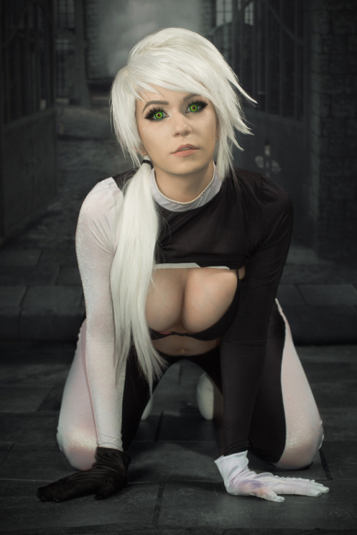 irishgamer1:  Sexy cosplay 