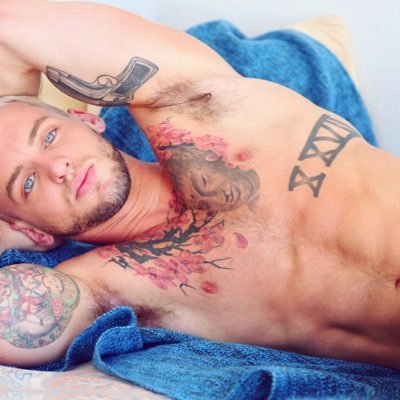 blogxlbigdick:  Colton Grey @GreyColton on Twitter video set1.  Who’s hungry?