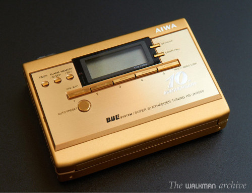 24k gold-plated Aiwa Walkman. via walkman-archive