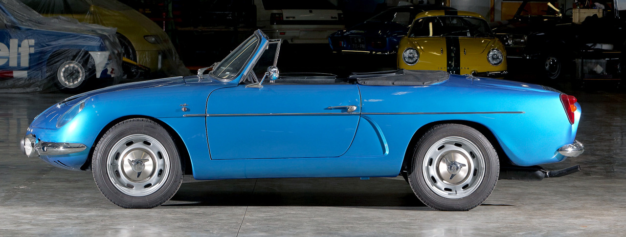 carsthatnevermadeitetc:  Alpine A110 Cabriolet, 1963-1969. The convertible version