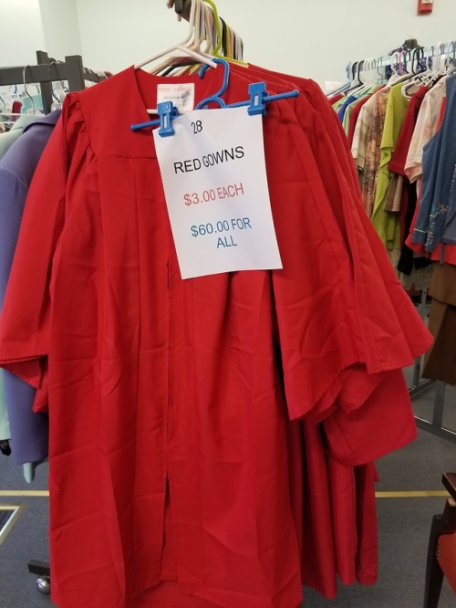 softbutchtaako:shiftythrifting:Gowns for your choir.IPRE backstory