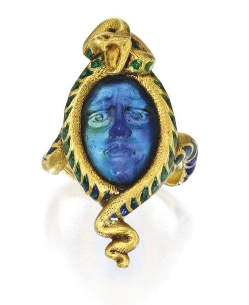 osmanthusoolong: trulyvincent: Jewelry by René Lalique @mother-entropy