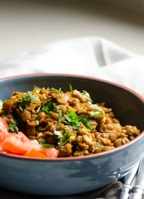 Slow Cooker Green Lentil CurryServings: 6Prep: 5 minutesCook: 3-4 rs (high) or 6-8 hrs (low)STUFF&am