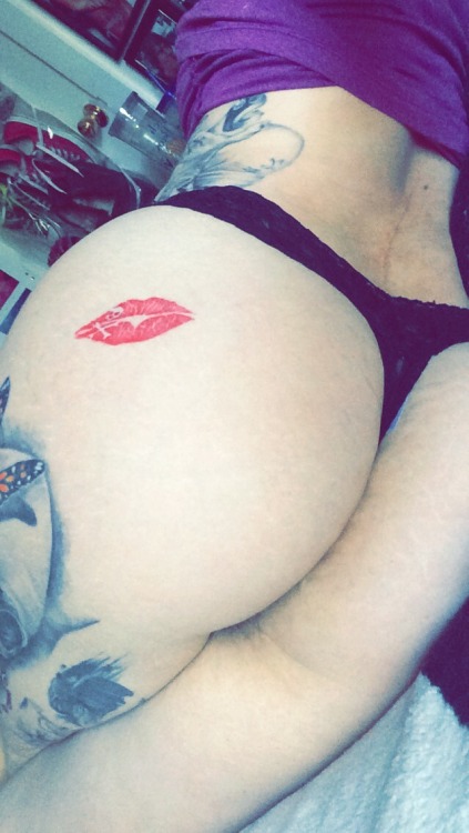 sinsexy26:  If you hating kiss my mothering fuking ass mmmmkkk ok thanks xo 💋😜