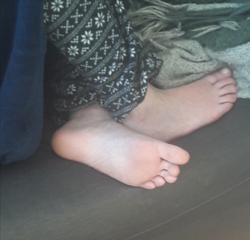 feet-lover83: Sunday morning