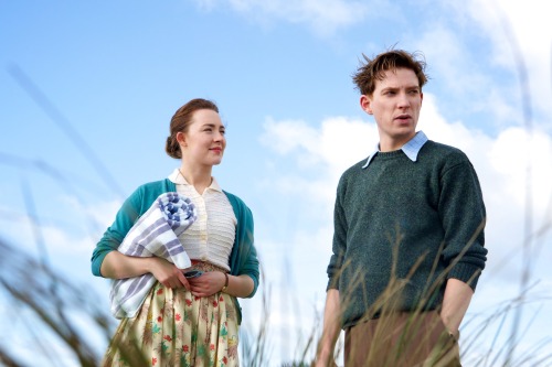 New promotional stills of Saoirse Ronan and Domhnall Gleeson in ‘Brooklyn’ (2015) [x]