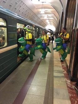 catchymemes:Brazilians in the Moscow metro