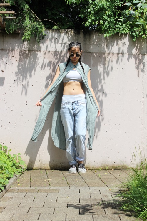 thetram:Bad gal (by Tram Anh)#babyhair #banggood #banggood.com #sunnies #sunglasses #streetstyle #ba