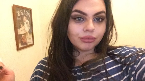 sydddbeck: undereyelouisvuittons: Why my under eye bags so bad :( I thought you were Mila Kunis in t