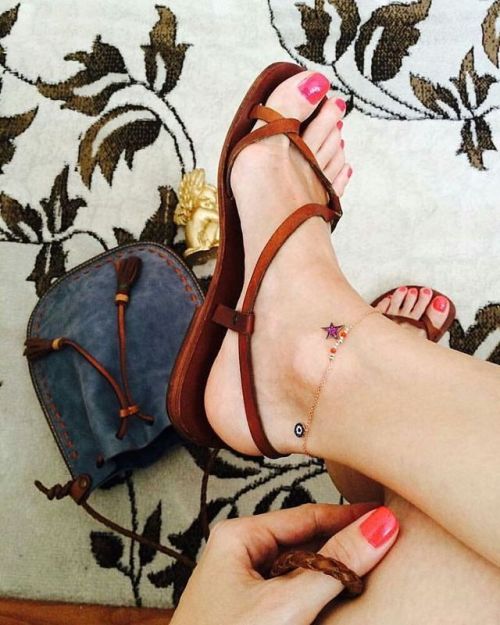 Sexy leather toe cross sandals.