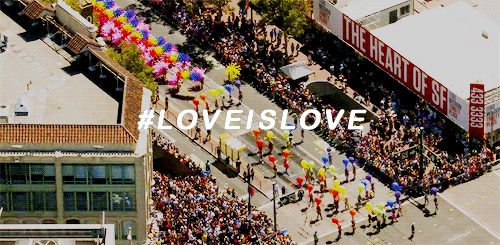 s8gif:  LOVE IS LOVE 
