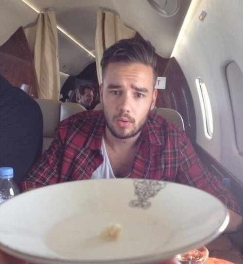 people-talk-shhh:  Liam recently