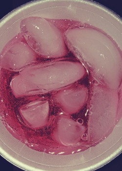 youngniggaclean:  str8 codine in da cup make it look purple 