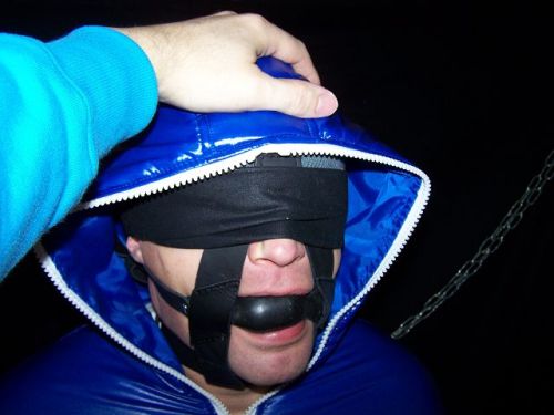 bondageforthebigman:Silence.