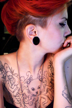 Make-Way-For-The-Tatooed-Girls:  Make-Way-For-The-Tatooed-Girls