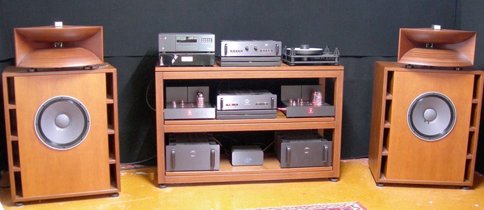 Audio System:Parmenter Fat Boy horn speakers. Lamm Industries ML2.1 valve mono block