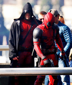 christophrnolan: ‘Deadpool’ set on 8/4/2015, Vancouver - Ryan Reynolds + Stunt double