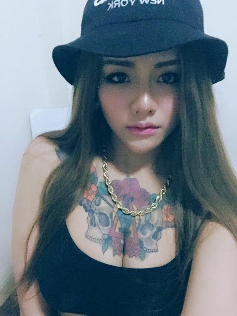 peterzama:  oldscooter1964:  Tattoo  wow