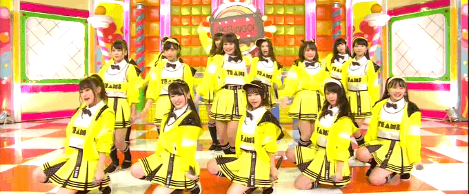 punkish48:  🐝Move that wings and fly around here!Becoming one is our destinyDance