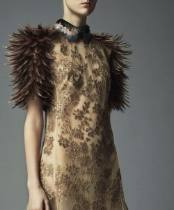 rovrsi:  Valentino Pre-Fall 2014. 