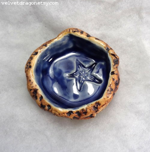 shinyx2:tser:New in my shop!Three new Lizard Loos! Red, Purple, and Blue.Three large dishes: Spirals