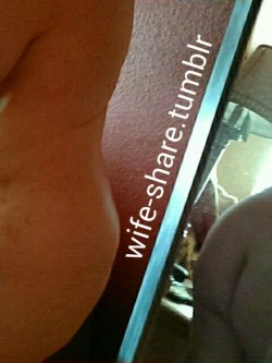 wife-share:  Mirror whooty ;)