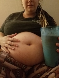 stupid-fluffy:Piggys first wg shake