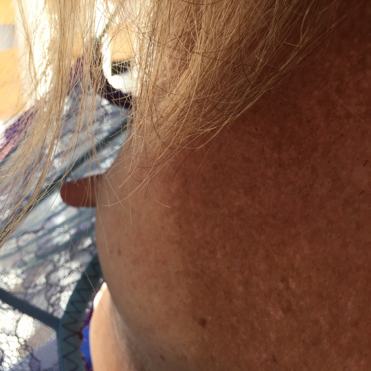 unusuallyawesomenipples:  michellesplace:  Sunny morning Flash Friday :)   OMG hnnnnnn