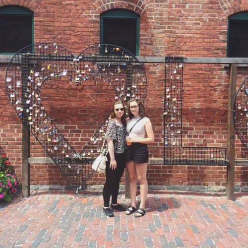 scullysgay:distillery district vibes ❣