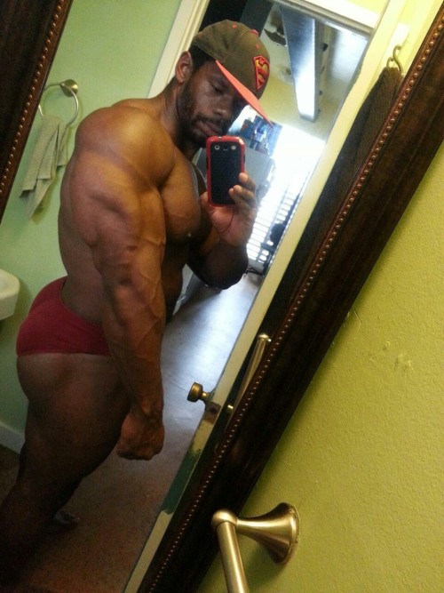 manrumpsxxx:Follow Me For The Sexiest Rumps On Tumblr