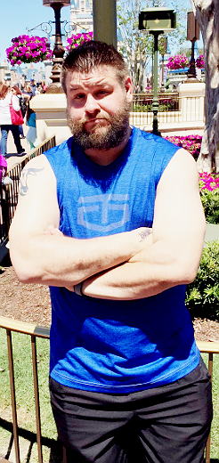 gifowensgif:Kevin at Disney!