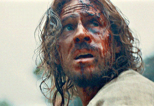 Iain De Caestecker As Arthur PendragonThe Winter King, Season 1, Episode 1