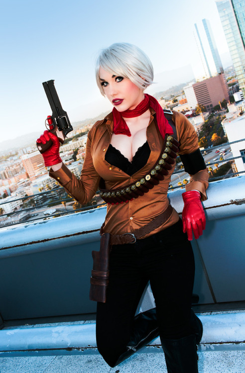 crystalgraziano:Been a while since I posted any cosplay stuff here!    Here’s some photos of my MGSV Ocelot genderbend as shot by my friends @maridah and hayabusaknight.