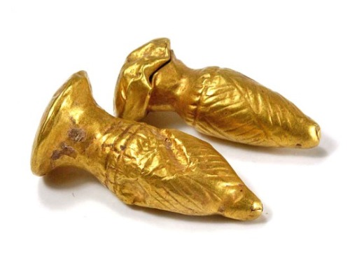 archaicwonder:Anatolian Gold Ear Plugs, Early Bronze Age, c. 3000 BCGold ear plugs such as these wer