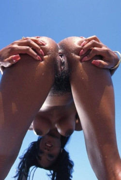 black-fat-bitch:  http://black-fat-bitch.tumblr.com/