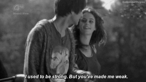 skins-black-and-white:    Best “SKINS UK” blogs: here, here &amp; here  ♡