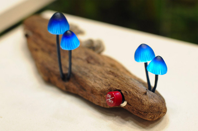 laughingsquid:  LED Mushroom Desk Lamps