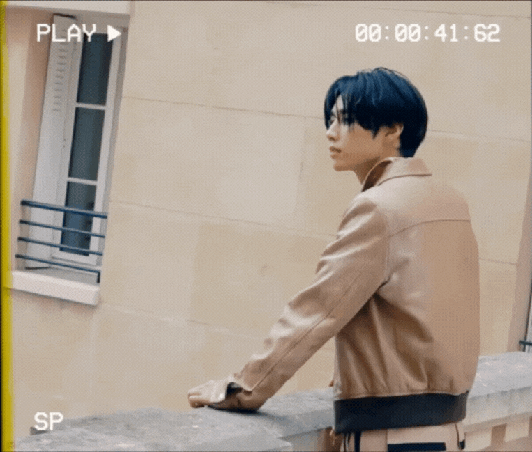 [BOYLOG] SUNWOO CAM | SUNWOO IN PARIS #2converted By @gifs-from-izzy