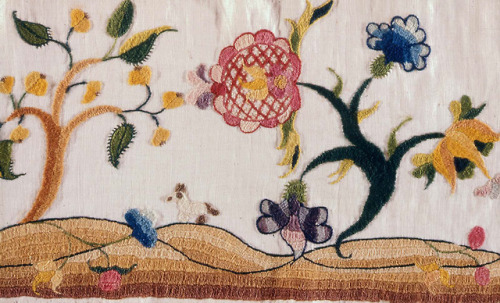 heaveninawildflower: Petticoat border (American, 1758). Linen with wool crewelwork embroidery. Image