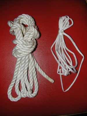 homeforhomelesssubs:  dare-master:  Build Your Own Rope Flogger Materials Ten feet of ½ or 3/8 inch laid (twisted) nylon rope are used to make this flogger.  Approximately 6 feet of a small-diameter rope or string are used to make the handle. 