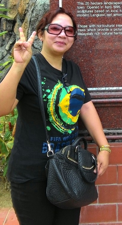 omar5782: macan-gembong: Zura janda burumur 42 tahun 2015 no contact bro Mature