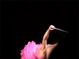 generalmoana:from Jana Stelley’s last and adorable “Popular” performance