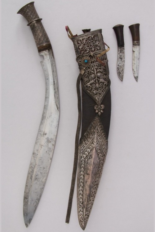 we-are-rogue: Kukri knives, India / Nepal, 18th-20th centuries 18th–19th c., Indian or Nepales