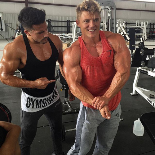 musclegods224:  Stevecook_32 christianguzmanfitness