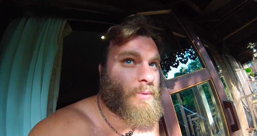 Sim Mo Is Now 130 Kg… Just 13.4 Pounds Shy Of 300.  Seems Like Just Yesterday He Began Posting Videos